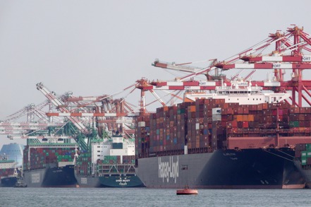 SCFI（上海出口貨櫃運價指數）最近一周報價出爐止跌反彈上漲5.09%。（聯合報系資料照）