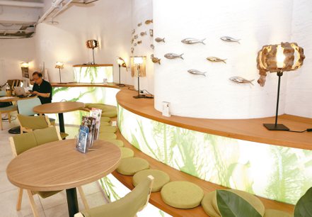 中華海洋生技Hi-Q褐藻生活館餐廳。記者林俊良／攝影