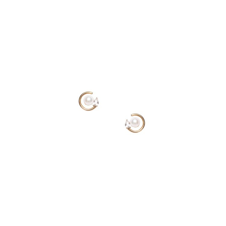 ARTISMI努力不懈珍珠圓形耳環，5,200元。圖／ARTISMI