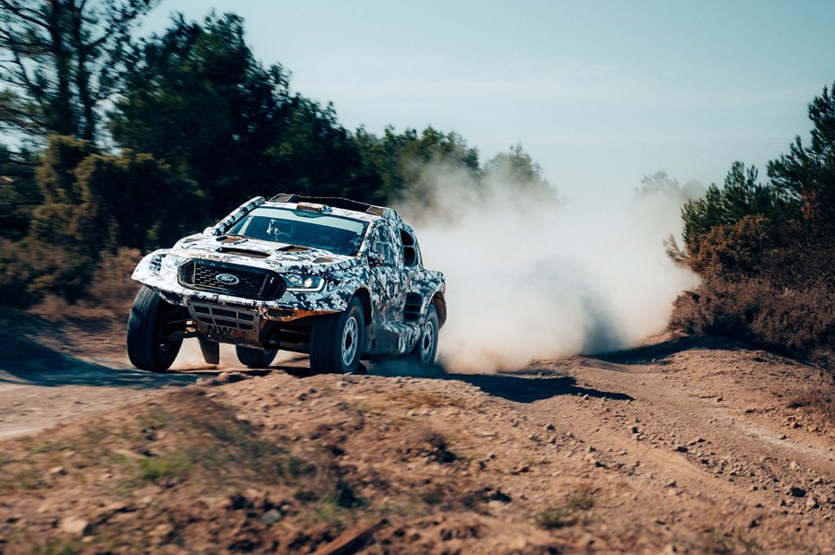 Ford宣布將打造Ranger／Ranger Raptor專屬賽道版，並自2024年參與達卡拉力賽（Dakar Rally）。 圖／福特六和提供