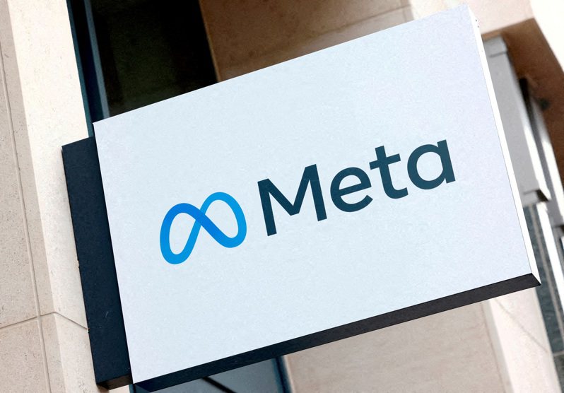Meta宣布與微軟拓展長期合作夥伴關係，微軟成為Meta在Llama 2商用化的特選合作夥伴。路透