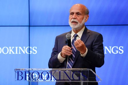 聯準會前主席、2022年諾貝爾經濟學獎得主柏南克（Ben Bernanke）檔案照片。路透