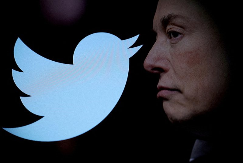 馬斯克23日推文表示，很快會把推特招牌的藍鳥標誌換掉。圖／路透