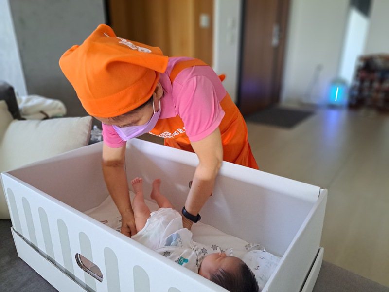 台南市社會局設置「坐月子到宅服務媒合平台」，開放75名準媽咪免費體驗。圖／台南市社會局提供