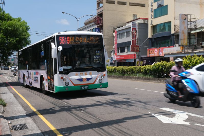 新竹客運去年3月向公路總局申請54條路線屆期不續營，其中41條路線行經新竹縣轄內。圖／新竹縣政府提供