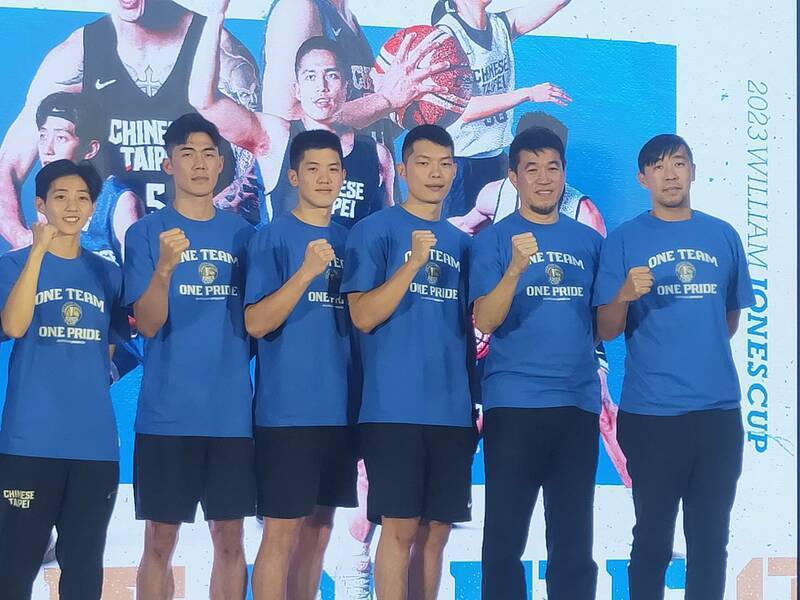 睽違3年的暑假籃球盛事瓊斯盃將於8月5日開打，外界相當關注中華男籃藍隊2位歸化球員的表現。（圖／台灣醒報呂翔禾攝影）