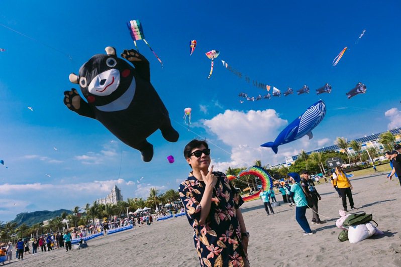 因杜蘇芮颱風來襲，觀光局將本周末旗津風箏節活動，順延一周舉辦，提醒民眾不要撲空。圖／高雄市觀光局提供
