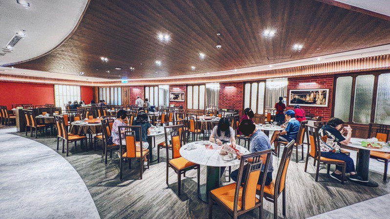 米其林餐盤推薦台菜餐廳「興蓬萊」首間百貨店進駐大葉高島屋。圖／大葉高島屋提供