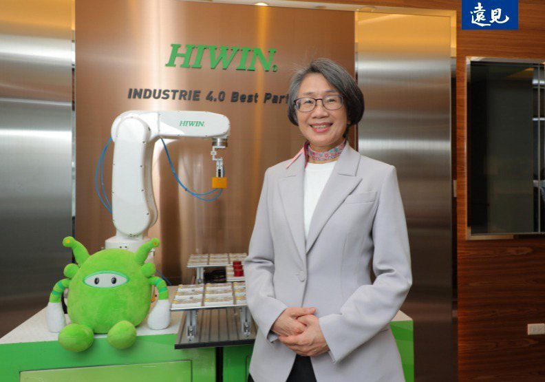 奪下本屆最佳女性CEO上市第一名的蔡惠卿，是精密機械上市公司第一位女性總經理，曾獲《富比士》（Forbes）雜誌評選為50位亞洲最有影響力女CEO。遠見記者黃菁慧／攝影
