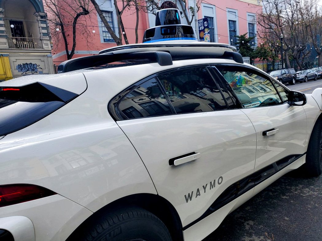 Google母公司Alphabet旗下的自動駕駛車Waymo。路透社