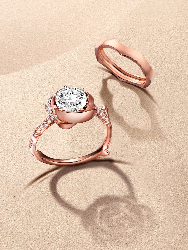 （由左至右）林曉同設計師珠寶我的玫瑰18K玫瑰金鑲鑽戒指，價格店洽；玫瑰王子戒指...