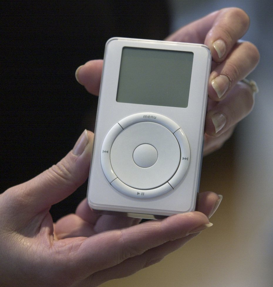 一支未拆封的第一代iPod周四在投資交易平台Rally賣到29,000美元，打破成交紀錄。此為示意圖。美聯社