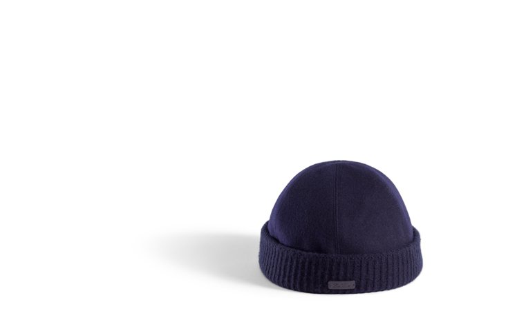 Loro Piana BEANIE CASH針織水軍帽，19,700元。圖／Loro Piana提供