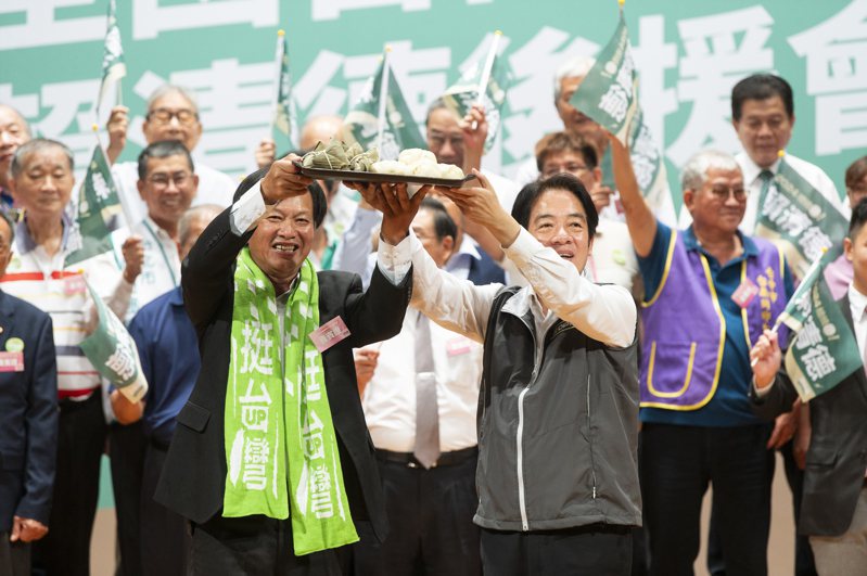 民進黨總統參選人賴清德今天出席「 全國台南旅外鄉親賴清德後援會」成立大會。圖／賴清德競選辦公室提供