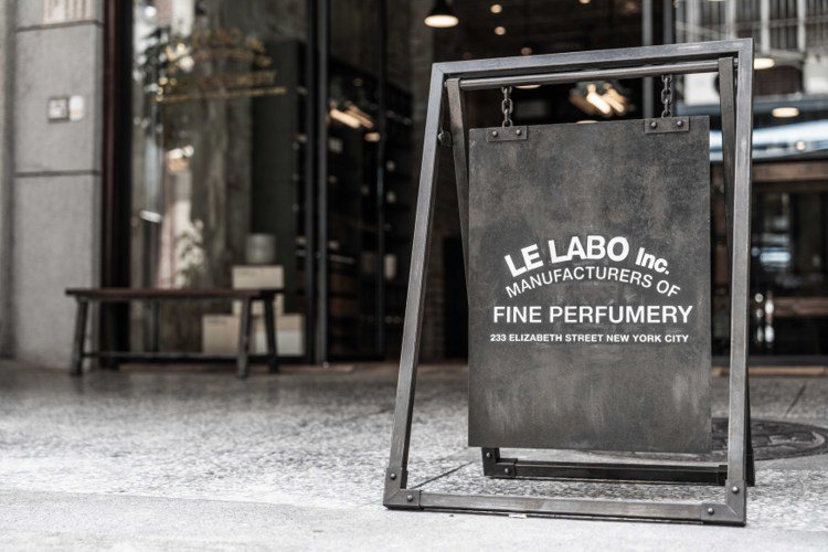 LE LABO大稻埕形象店融合當地文化的新舊交織，成為一個不一樣的時代美學。圖／LE LABO提供