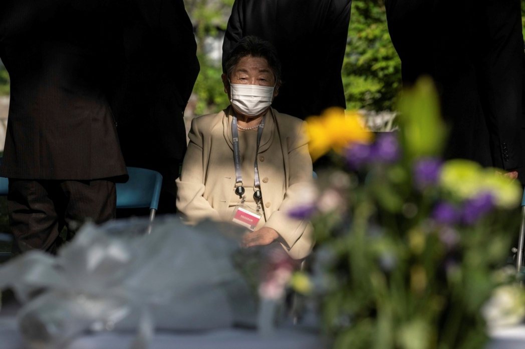 2023年5月21日，受邀前往韓國人原爆犧牲者慰靈碑紀念活動的被爆者。 圖／美聯...
