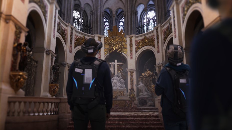 法國展出「永恆聖母院」VR體驗中，擬真高解析度的模擬情境，帶領觀眾沉浸巴黎聖母院壯麗場景。 圖／HTC VIVE Arts提供