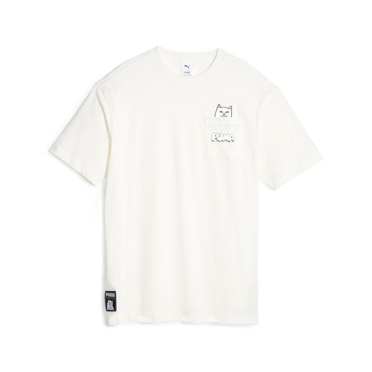 PUMA x RIPNDIP聯名口袋T恤，1,680元。圖／PUMA提供