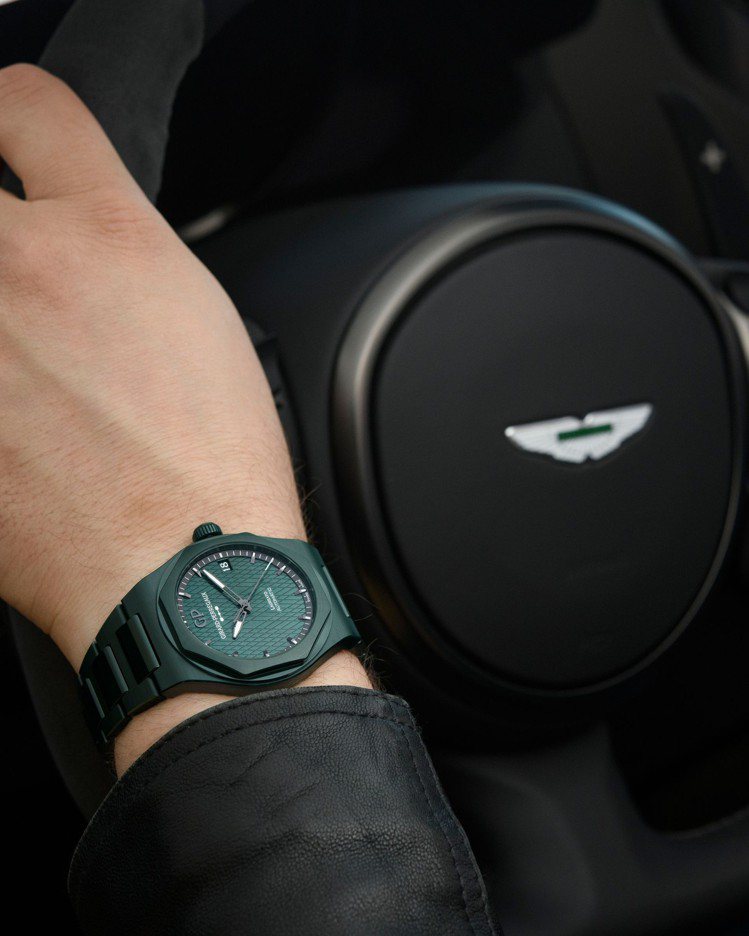 Laureato Green Ceramic Aston Martin陶瓷腕表，價格店洽。圖／翻攝自 ig @ girardperregaux