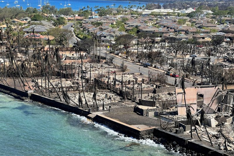 美國夏威夷茂宜島野火造成罹難人數恐自目前已知的80人進一步攀升，重建成本估計將達55億美元（約新台幣1763億元）。 路透社