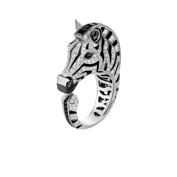 Animaux動物系列斑馬造型戒指，白金750、黑色漆飾，鑲嵌鑽石、縞瑪瑙，155萬元。圖／Boucheron提供