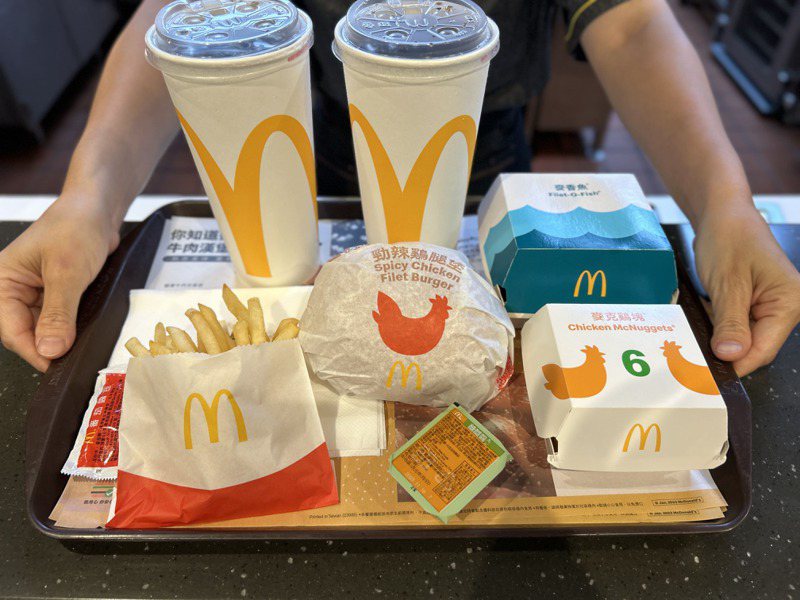 一名網友好奇「麥當勞為何不引進線上點餐系統？」圖／麥當勞提供