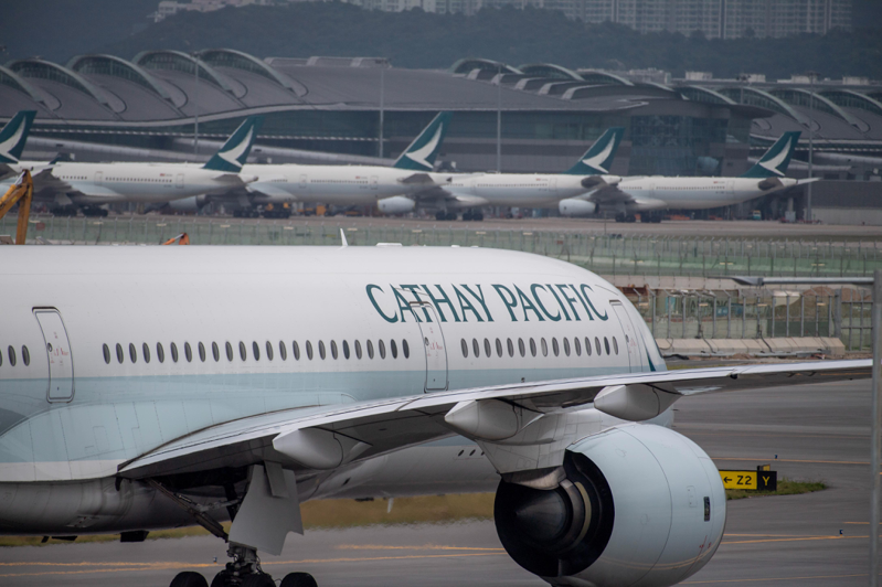 國泰航空表示，由於適逢暑期旺季，國泰7月載客量飆升7倍，連同香港快運整體載客人數突破200萬人次。美聯社