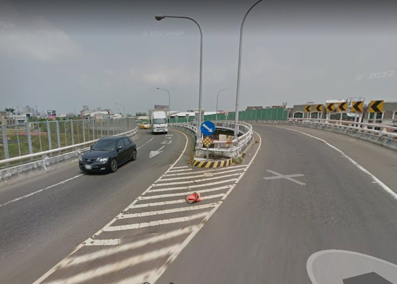 台南市永大陸橋長期也有開放機車行駛的聲音。圖／台南市政府提供