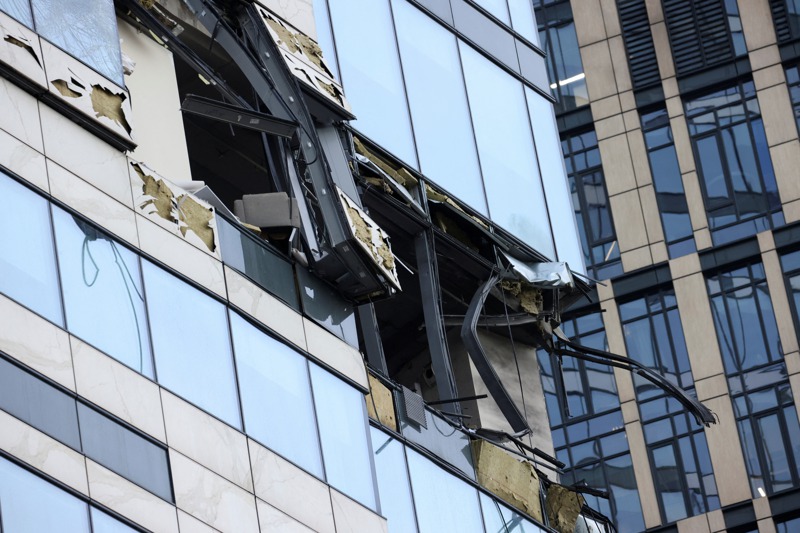 莫斯科商業大樓7月底遭烏克蘭無人機攻擊，外觀受損。路透