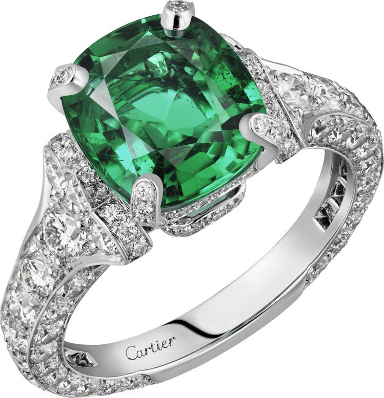 CAMELIA祖母綠鑽石戒指，640萬元。圖／Cartier提供
