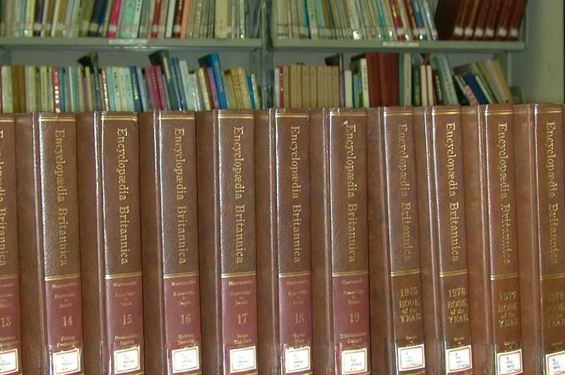 大英百科全書今日只剩線上版，這些紙本百科全書全成回憶。圖／聯合報系資料照片