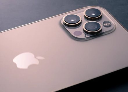 有「地表最強蘋果分析師」之稱的天風國際證券分析師郭明錤今日指出，潛望鏡是iPhone 15系列最大的賣點。圖／翻攝自郭明錤X貼文照片。