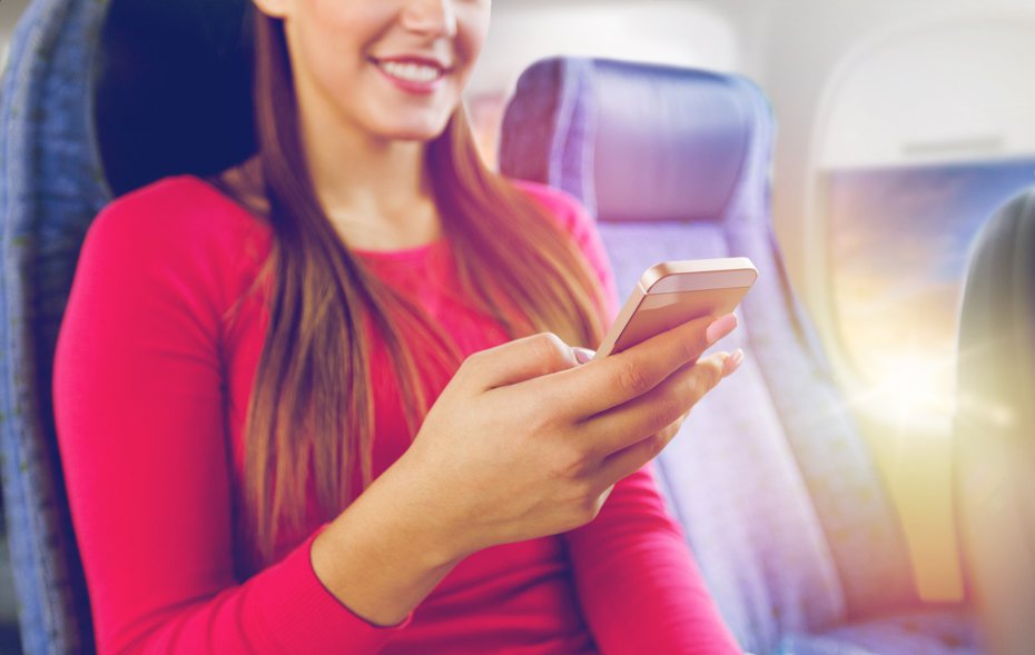 飛機未來可能提供旅客使用5G網路，專家分析利弊。圖／ingimage