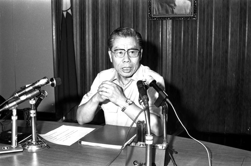 1983年8月31日交通部民航局長劉德敏召開記者會，要求菲律賓在二日以前，撤消對華航班機暫停使用馬尼拉降落權之禁令。圖／聯合報系資料照片