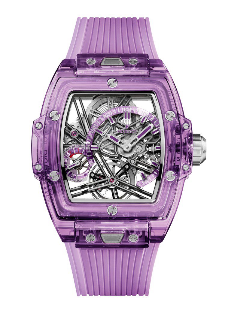 HUBLOT Spirit of Big Bang紫色藍寶石水晶陀飛輪腕表，價格店洽。圖／台北101提供