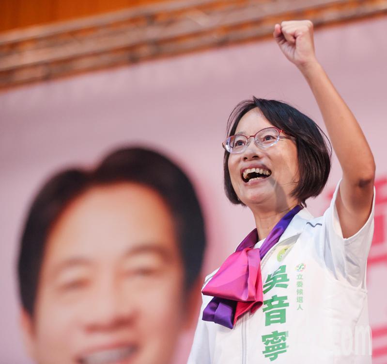 民進黨立委參選人吳音寧表示，爭取民主的過程並不容易，這五年台灣女性參政比例已成為亞洲第一。記者黃仲裕／攝影