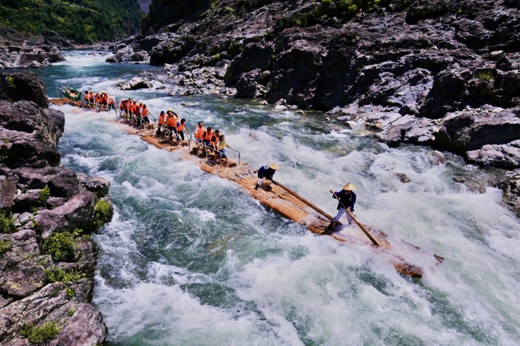 遊日本｜全日本唯一的飛地之村   體驗激流木筏泛舟