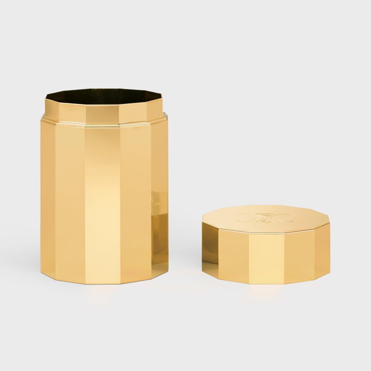 MAISON CELINE金色飾面鋁質化妝棉罐，14,000元。圖／CELINE提供