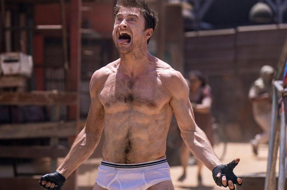丹尼爾雷德克里夫在「奇蹟締造者」最新一季結尾變成肌肉猛男，引起熱烈話題。圖／摘自IG