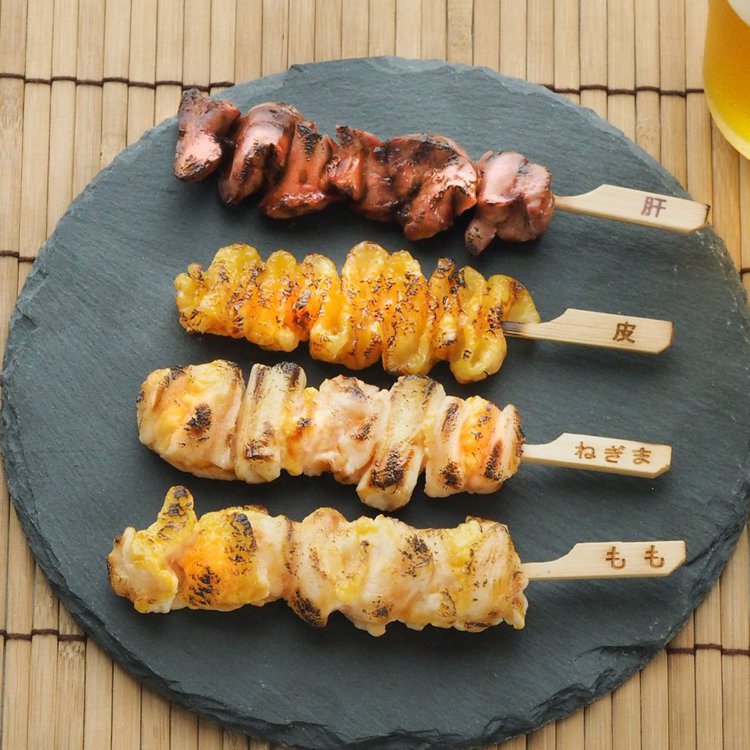 日本元祖食品サンプル屋蔥燒雞肉串磁鐵，活動期間全品項8.5折起。圖／誠品提供