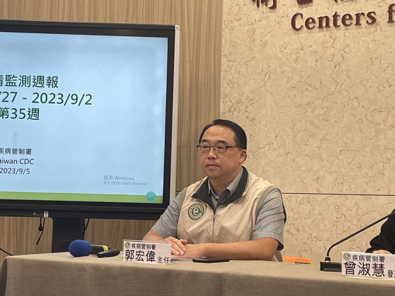 疾管署疫情中心主任郭宏偉表示，流感已經達流行閾值標準，進入流感流行期。記者李青縈／攝影