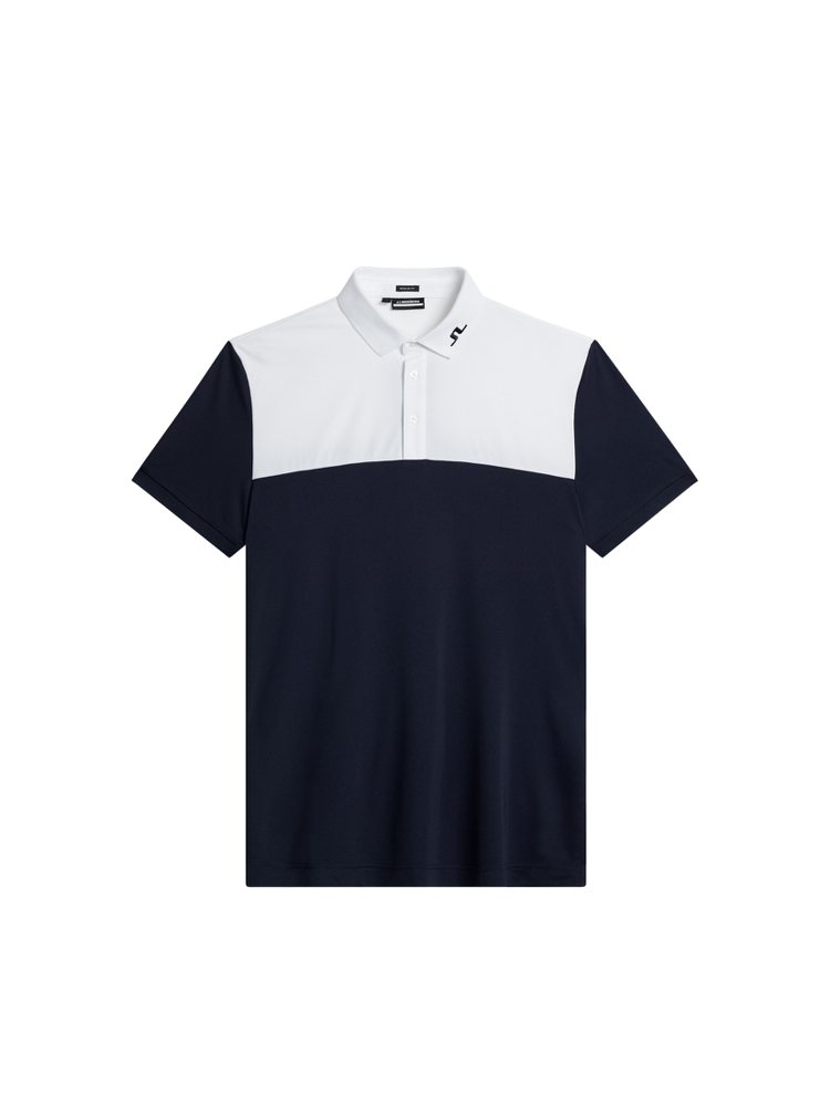 J.LINDEBERG秋冬Golf系列JL Bridge Polo衫，4,380元。圖／J.LINDEBERG提供