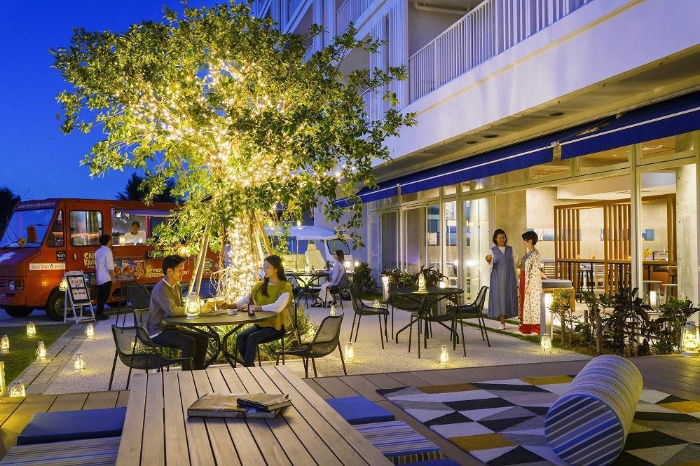 「BEB5 沖繩瀨良垣」是公寓式住宅，三五好友或單身旅客可以享受自己下廚、共食的...