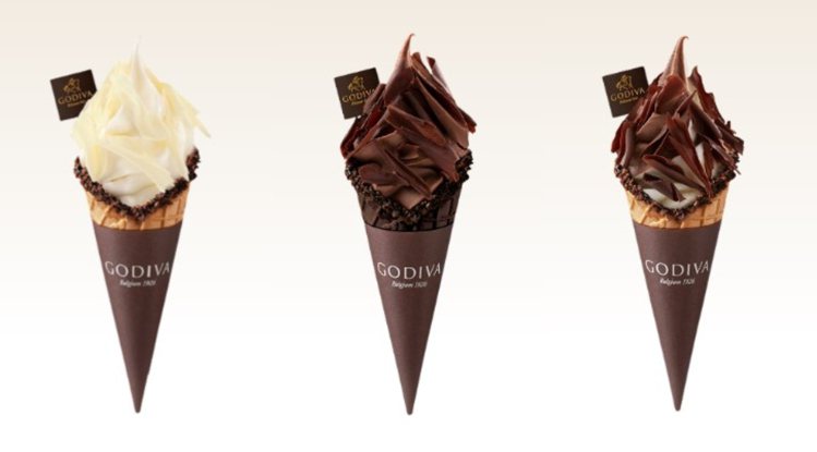 由左至右分別為白巧克力、黑巧克力、雙重巧克力霜淇淋。圖／GODIVA台灣官網