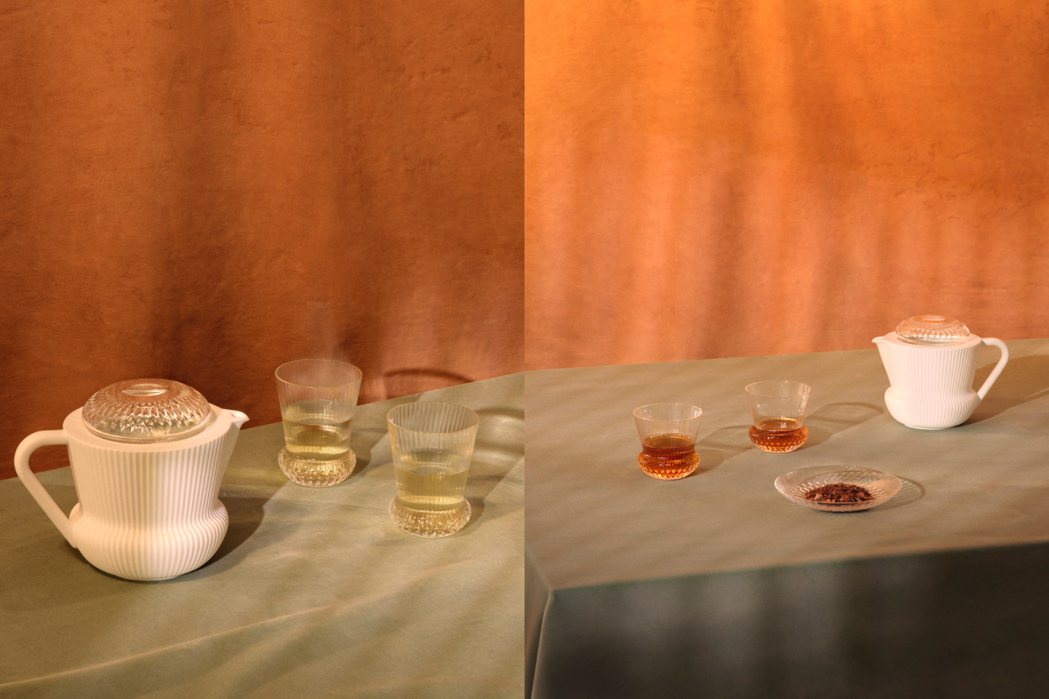 西式茶具組兩款品茗杯，「淡茶品茗杯」（左）杯口較高而窄，將杯子靠近鼻子聚集香氣，...
