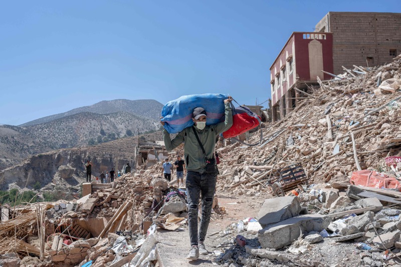 摩洛哥8日晚間發生芮氏規模6.8強震，釀成至少2901人喪生、5530人受傷，是該國自1960年來最致命地震。法新社