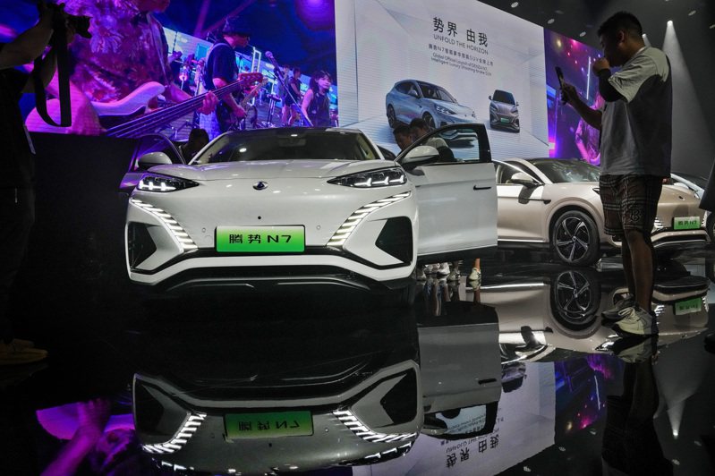 讀賣新聞報導，北京去年底已暗中命令國內電動車廠使用國產零件，且需設定目標，未達標者可能受罰。美聯社