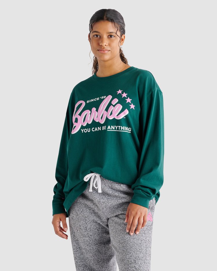 Barbie X Roots聯名系列有機棉長袖上衣，2,380元。圖／Roots...