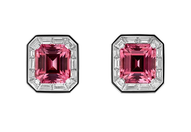 高級珠寶系列Vendome Liseré耳環，白金750、黑色漆飾、鑲嵌鑽石與粉色尖晶石，1,015萬元。圖／Boucheron提供