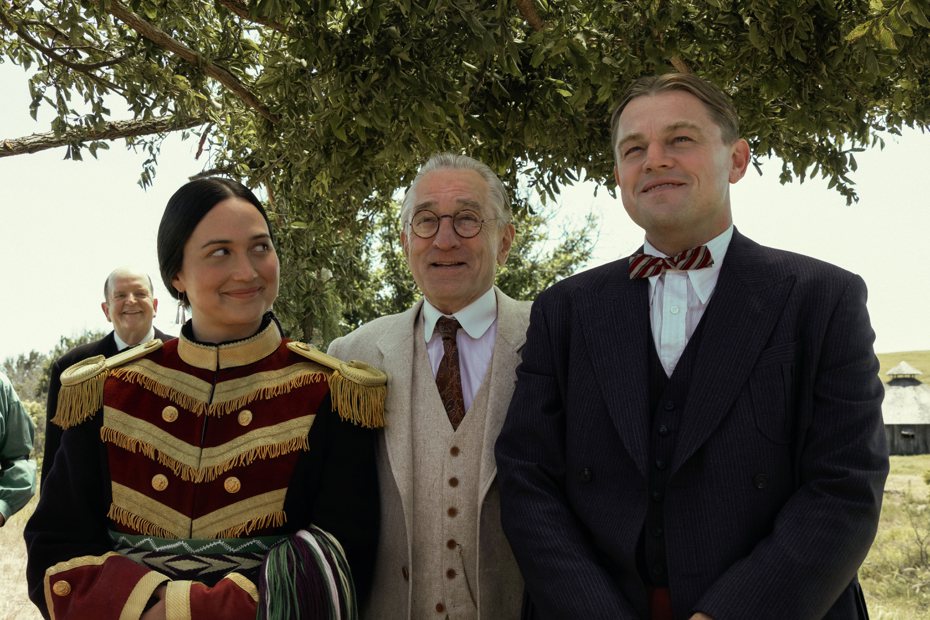 李奧納多狄卡皮歐（右起）、勞勃狄尼洛、莉莉葛萊史東主演「花月殺手」。圖／UIP提供